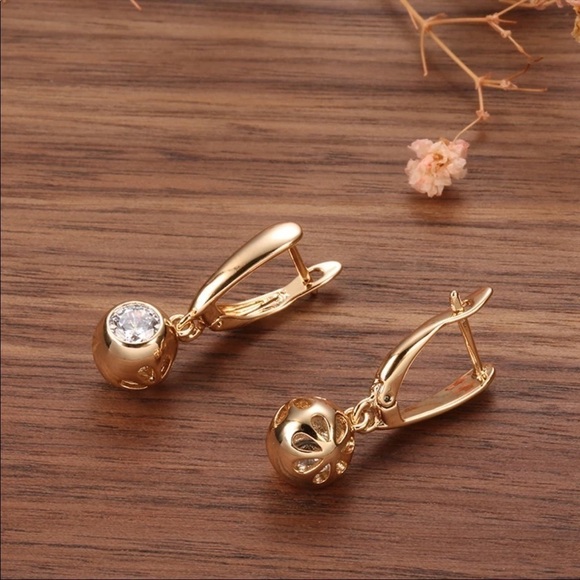 NEW Diamond Drop Rose Gold Earrings - Picture 7 of 11